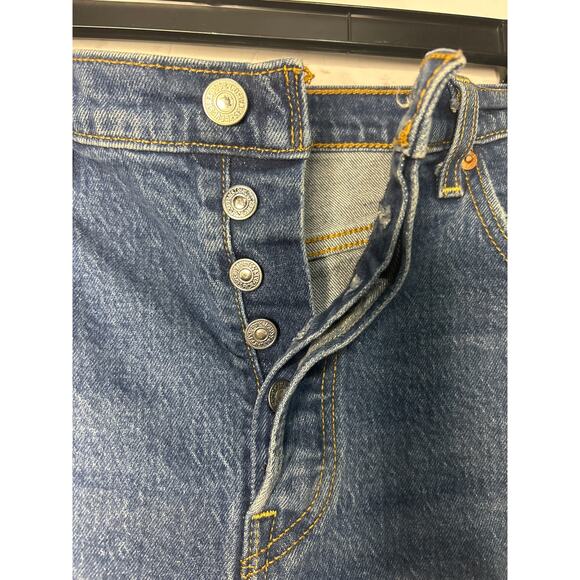 Levi's Distressed Button Fly Ribcage Shorts | Women's Size 31 - Picture 3 of 6
